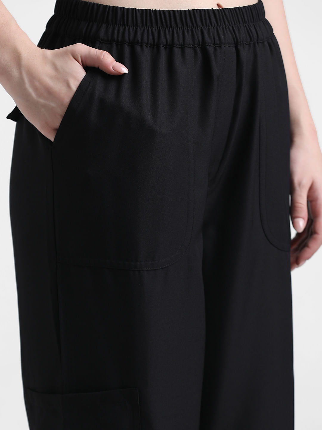 W Black Solid Straight Parallel Pants – Nykaa Fashion